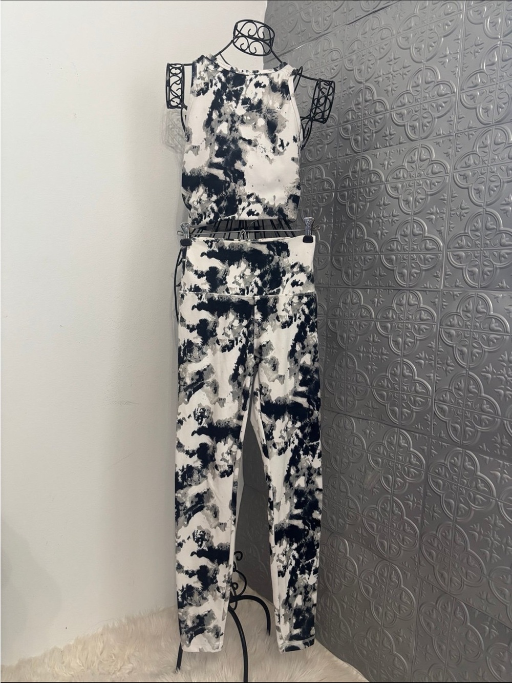 Balance collection athletic 2 two piece matching set top legging co ord marble